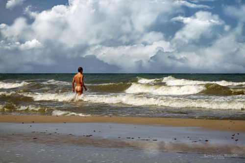 Skinny dipping, Rügen 2008. Photo: Michael Bidner