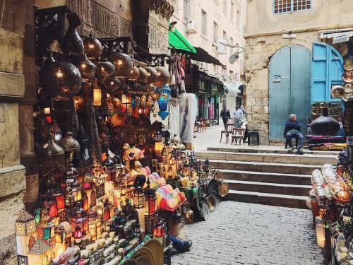 The lovely shop in Khan el-Khalili, where I bought some lanterns. #babalghuri #khanelkhalili #egypt 