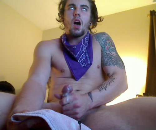 hornyjohnnyxxx: Only Penis.  Only the GOON.  All else is gone.