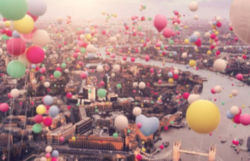 ribbonsentwined:  Ballons 🎈🎈 on We Heart It. 