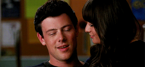 miasswier: top 10 glee couples (as voted by you)∟ 7 → finn hudson/rachel berry “he was my person.” 