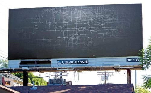 desert-neon:thedailysuperhero:ABC and Marvel reveal cryptic new billboard for ‘Agents of SHIELD’ Sea