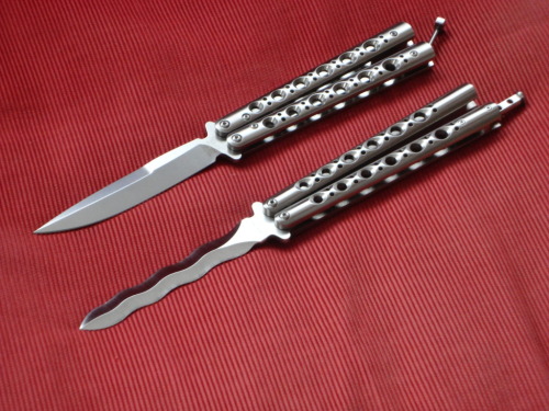 knifepics:  Balisong (Butterfly Knife)