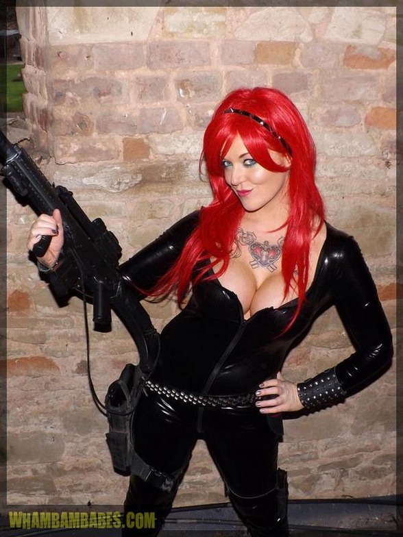 girlandguns:  Girl With Gun  http://girls-andguns.blogspot.com/