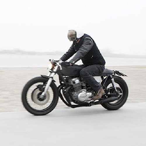 moto-bike:  Motorcyclewww.moto-bike.tumblr.com 