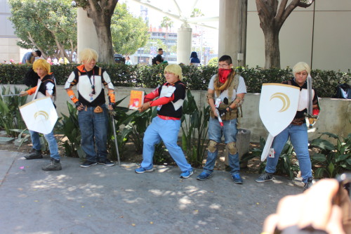 jvvthenemesis: RWBY Cosplay Gathering At Anime Expo Day 1. (1/3)2  3Ft Ruby, Weiss, Blake,