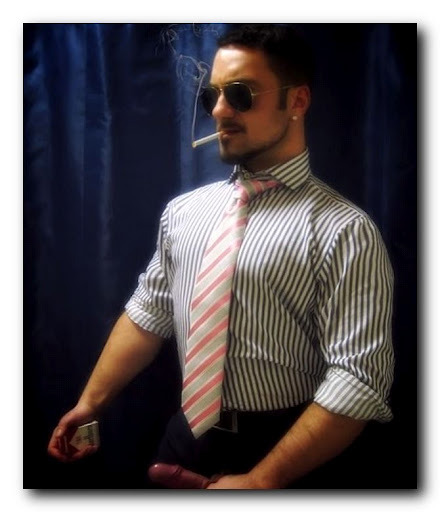 oofahpapa:  CIGARMAN36 Australia’s Tom Miller Part 3 ♂♂ http://oofahpapa.tumblr.com/archive