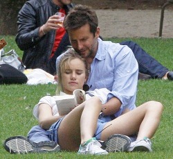feminist-rapebait:  Bradley Cooper reading Lolita to his 19 year old girlfriend   WHY CANT I BE HIS GIRLFRIEND?! IS SHE EVEN CUTE?!