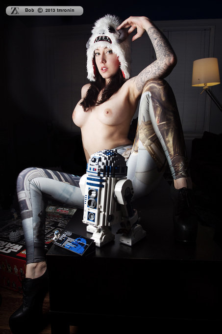  #fetishfridayBob in “Ep.V-The Bob Strikes Back” by Tmronin At this point, Bob in her Star Wars gear could basically be a fetish in itself. This is Bob’s first set here on Zivity. Give her a warm welcome! :) 