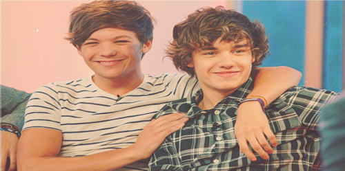 irresistible-lov3-icon:  One Direction Header If you use Rb or credits to @Emily1DDL 