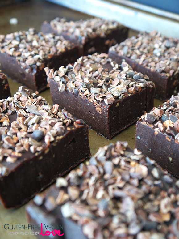 vegan-sophistication:  Brownie Fudge {Raw Vegan &amp; Gluten-free}