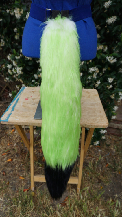  Long Fox Tails We stocked a lot of new candy colors! Here is the candy lime :DSee something you lik