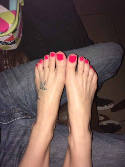 Sexy ass feet!