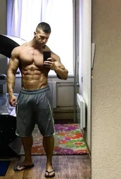 myfavoritemusclemen:  Bogdan Koshman