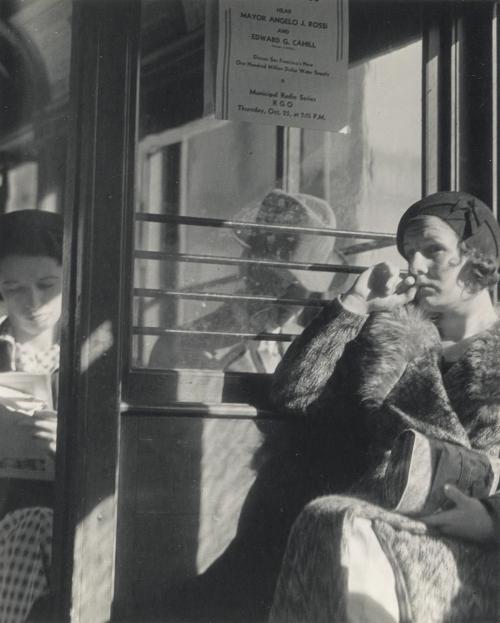 poboh:Streetcar faces, San Francisco, 1934, Dorothea Lange (1895 - 1965)