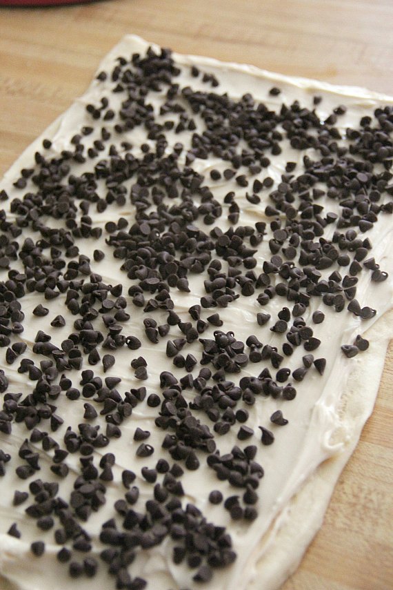 thecakebar:  Chocolate Chip Cream Cheese Cookies Tutorial 