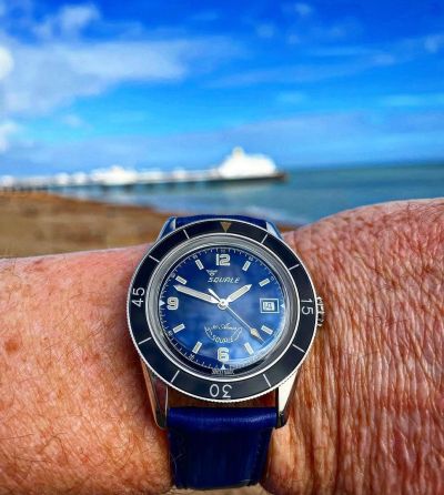 Instagram Repost
global_timepiece_clan
Squale Sub39 dive watch
Warm day on the seaside ! #seaside #coastalliving #watches [ #squalewatch #monsoonalgear #divewatch #watch #toolwatch ]