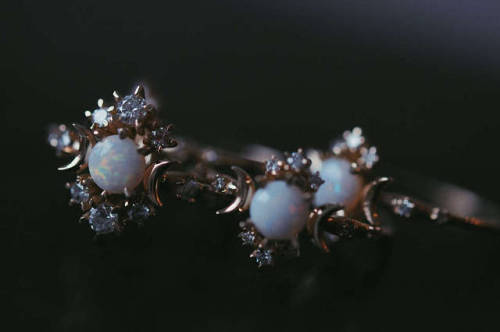 darkersolstice: culturenlifestyle: Stunning Fine Jewelry Inspired by Space Sofia Arjam from Morphe J