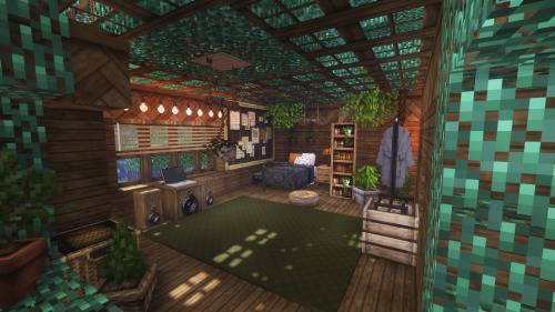 chillcrafting:a cabin I made and currently living in (Minecraft)