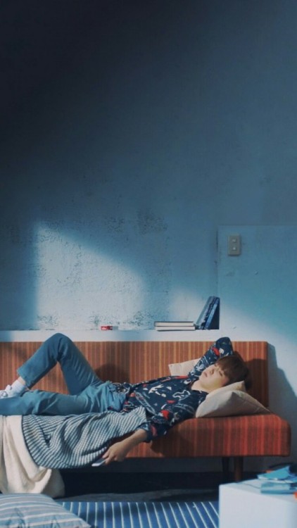 yyunggi: Yoongi Love Youself Highlight Reel Wallpapers  Please like &amp; reblog if saved~