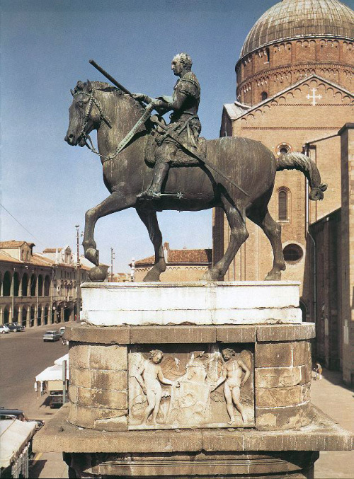 Donatello’s equestrian statue depicting condottiero Gattamelata (1370-1443)source: This work h