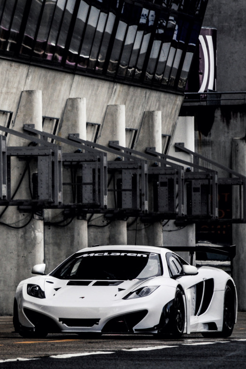 exclusive-pleasure:MP4-12C GT3