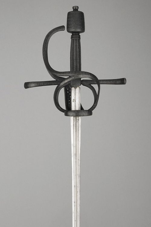 art-of-swords:  Rapier and Dagger Set Dated: circa 1620; possibly 19th century (dagger