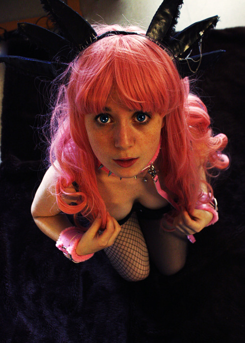 hjernedaud:Finished my Axolotl cosplay!So Axolotl girl from Ovens Mr. Invisible!Oh my word!!!! I&rsq