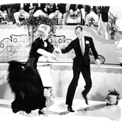 la-perfectly-swell-romance:  The Astaire/Rogers