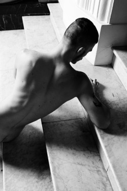 Sanuye-Shoteka:  Sanuye Shoteka  .Photography By Anna Mitchell .London .2013