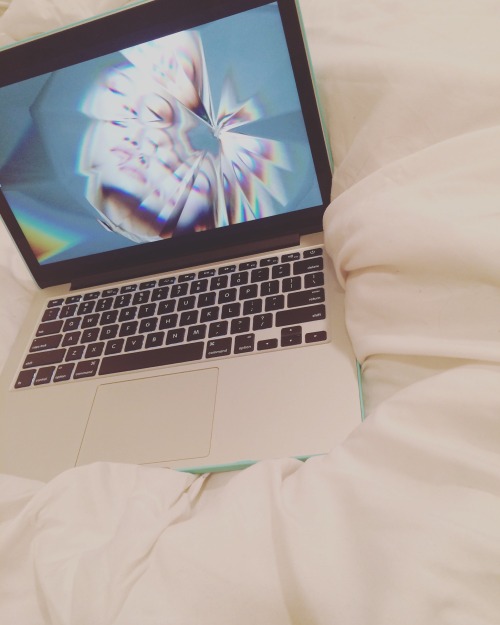 zasterpiece:  PILLOWTALK aesthetic 