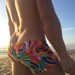 alphamalenyc:  faggot at the beach. 