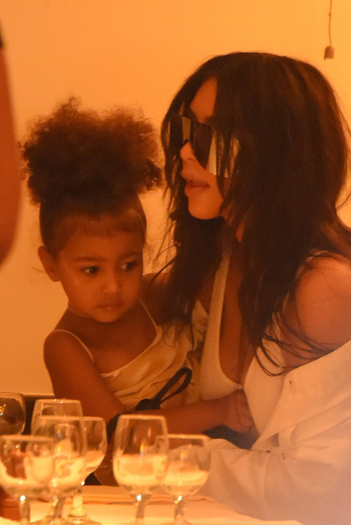 celebritiesofcolor:Kim Kardashian and North West at Cipriani Restaurant in NYC