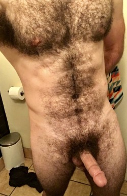 cuddlyuk-gay:  I generally reblog pics of guys with varying degrees of hair, if you want to check out some of the others, go to: http://cuddlyuk-gay.tumblr.com  