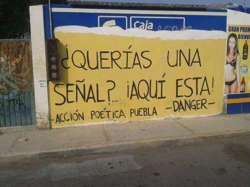 somospoesia:  Aqui está, aqui estoy.Somos Poesia en FacebookSomos Poesia en Twitter