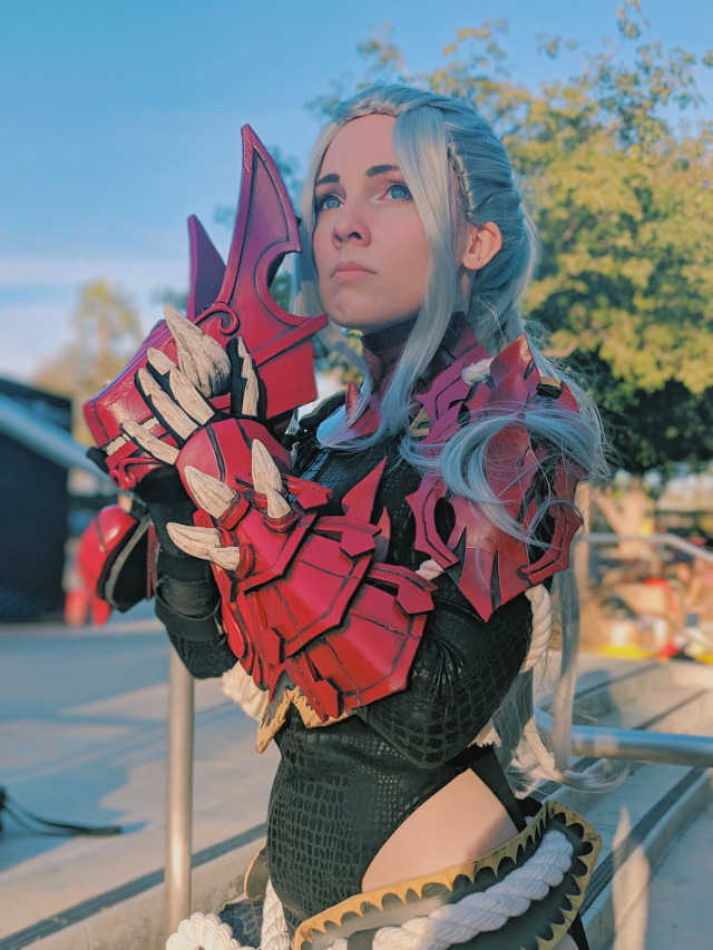 Odogaron Armor from Monster Hunter World at Anime Impulse 2019