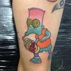 Finofilipino:  Tatuajes Simpsonianos: Épicos.  