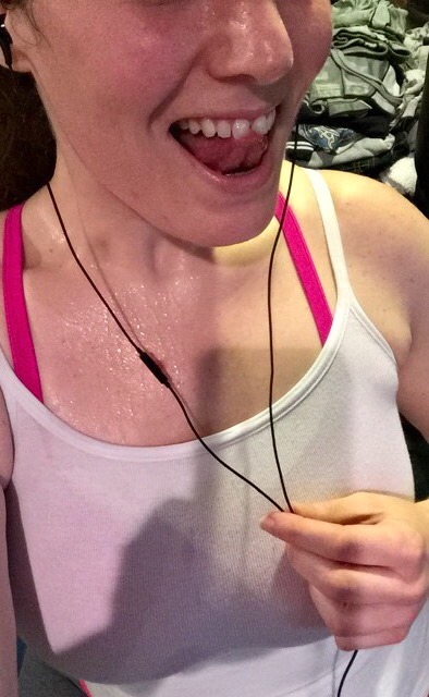 rexr84:  msjigglypuffs:  A bootyful workout  Damn booty had me like…..