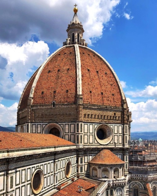 And Bell Tower Views #firenze #italia #florence #italy #dome #duomo #campanile #campaniledigiotto #b