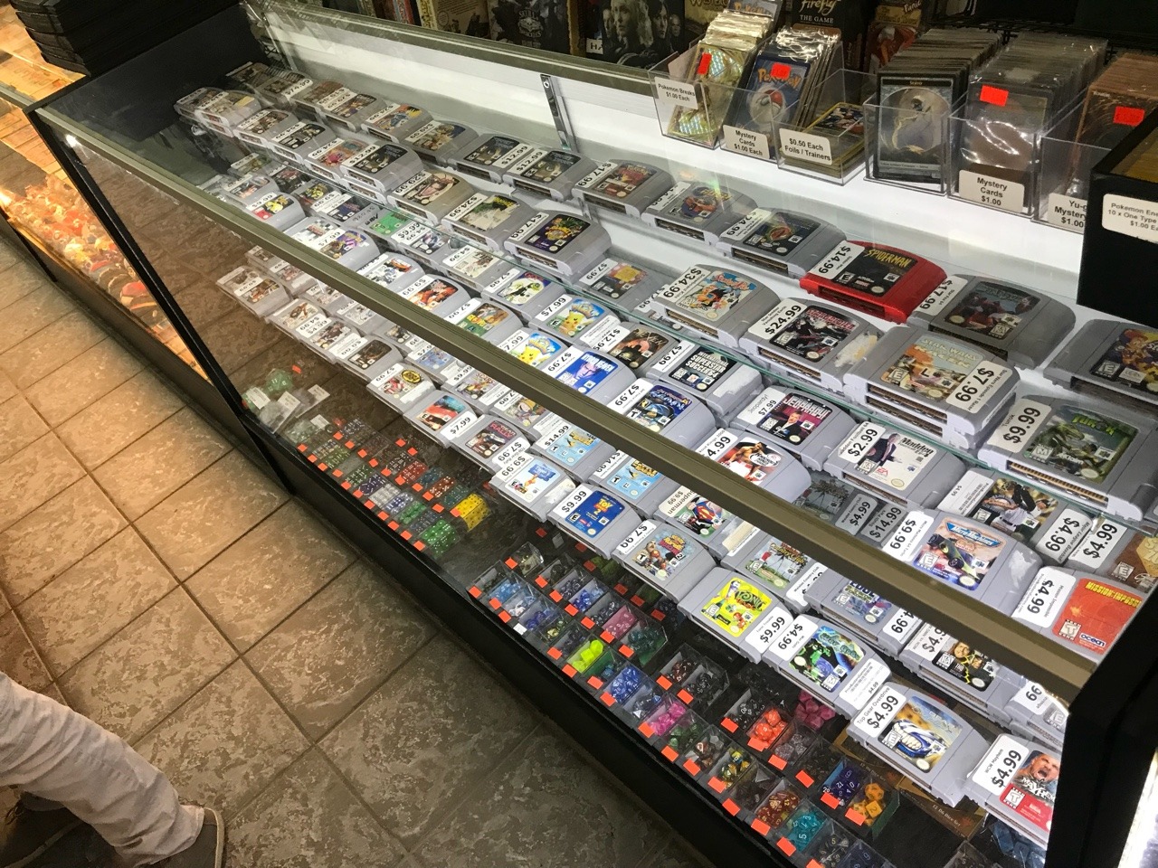 isquirtmilkfrommyeye:  Did a little retro game shopping today.  Duudeeee