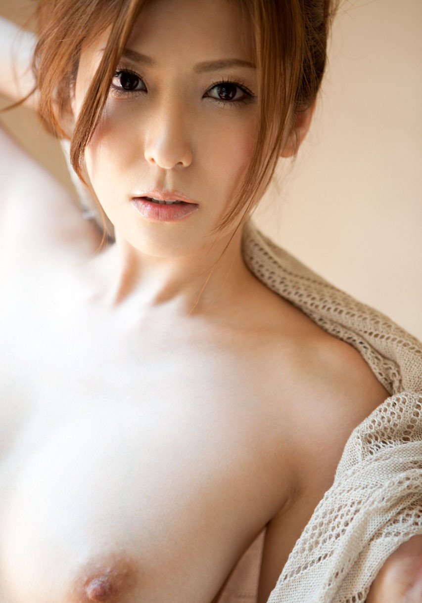 necolab:  椎名ゆな 美人お姉さんの美しいヌード画像50枚 エロ画像フェチ画像まとめ
