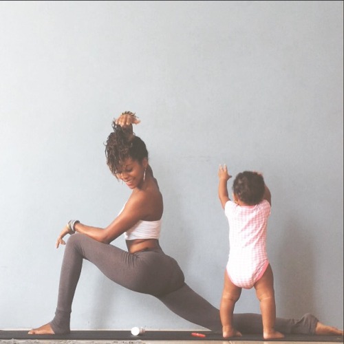 Porn Pics wasiawasia:  Yoga with my niece 🌞