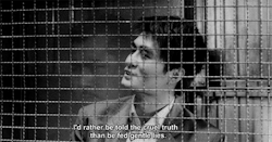 https://69.media.tumblr.com/a21b26896104a51773c32659f328a329/tumblr_mnw3l7xDXo1qiz3j8o1_r1_500.gif
