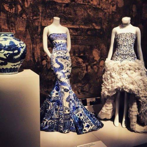Roberto Cavalli collection with China vase pattern elements.