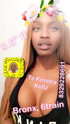 movafemmi:  movafemmi:  IG : team_femmi25 Kik : tskendrakellz  Sc : dalonglegtgirl  Muah thanks for the love guys 