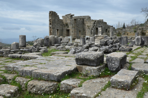 ahencyclopedia:10 HIDDEN ANCIENT TREASURES IN CARIA, TURKEY: LOCATED at the crossroads of many ancie