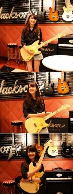 yumeno:  FENDER OFFICIAL FAN CLUB JAPAN  波瑠