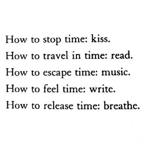 iamauniverselover:  Credits: @poetrymusings, Instagram