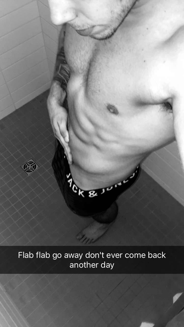 hotfamousmen:  Evan BlakeD