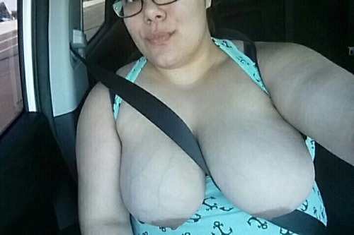 largeveinybluebreasts:  Thanks for the lovely porn pictures
